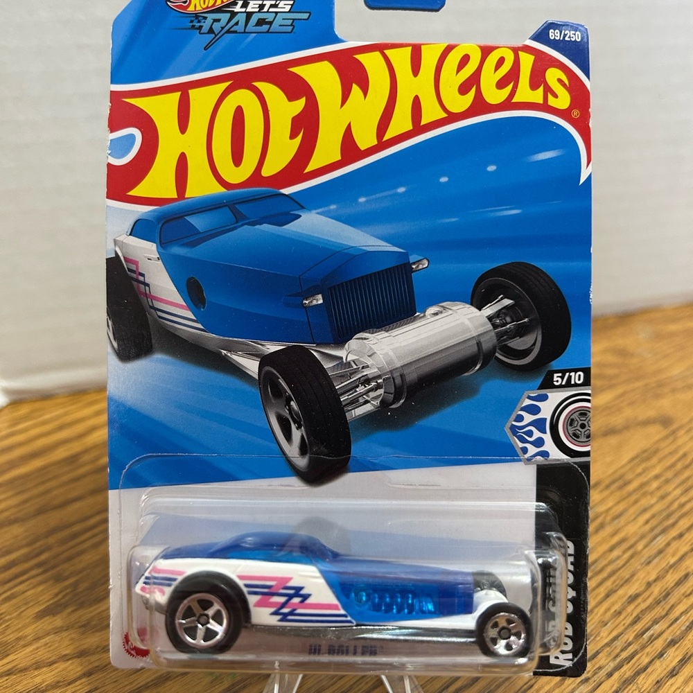 Hot Wheels - Hi-Roller 69/250; Rod Squad 5/10